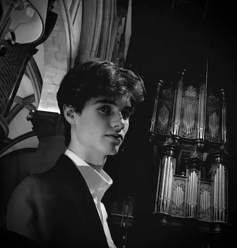 Sebastian Thomas, composer and keyboard player